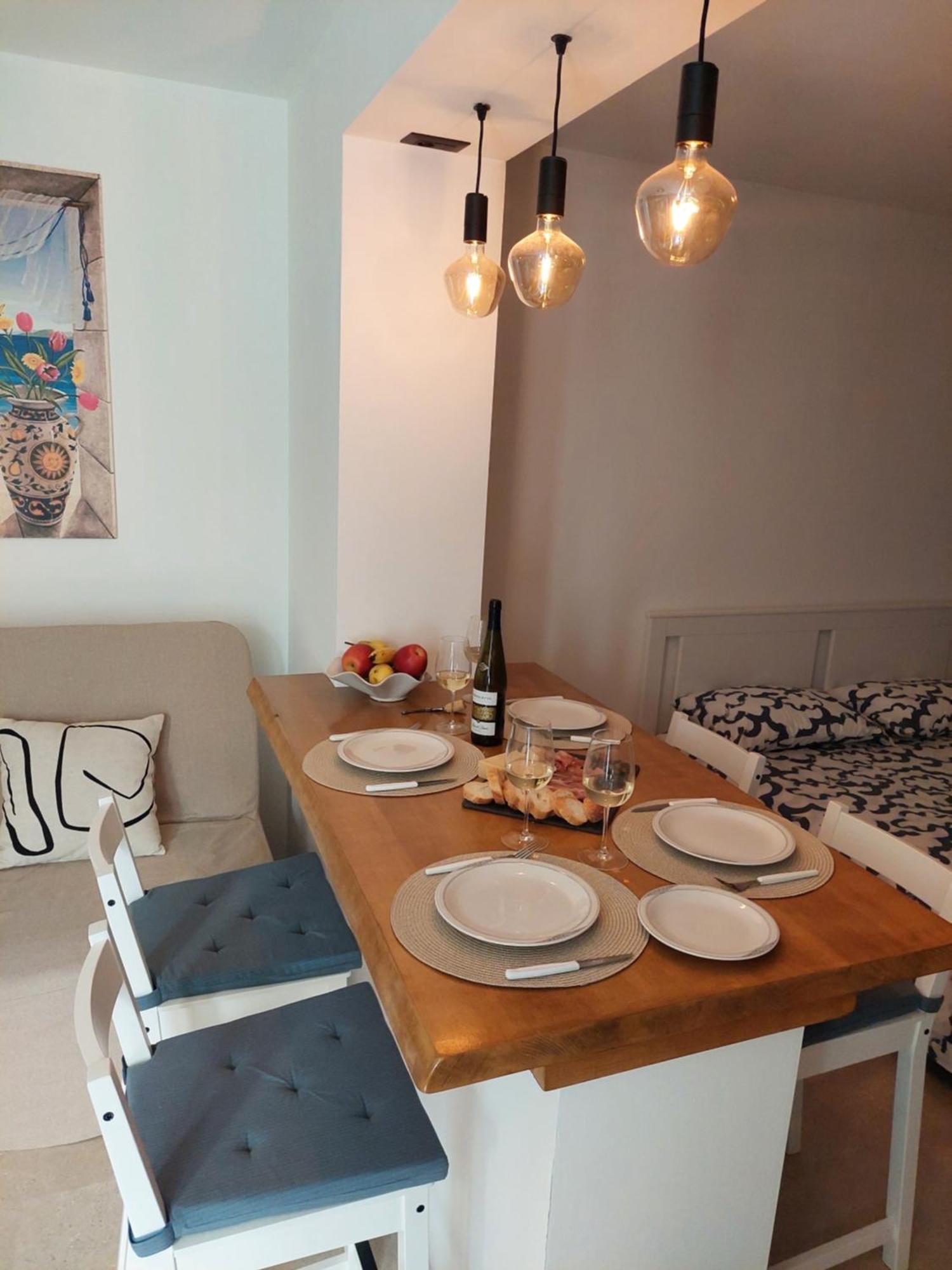 Delizia Apartment Анкаран Екстериор снимка